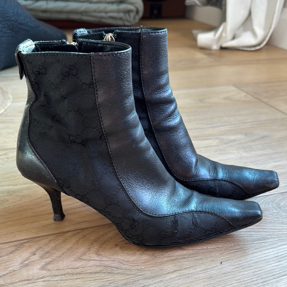 Gucci Black Leather Kitten Heel Ankle Boots